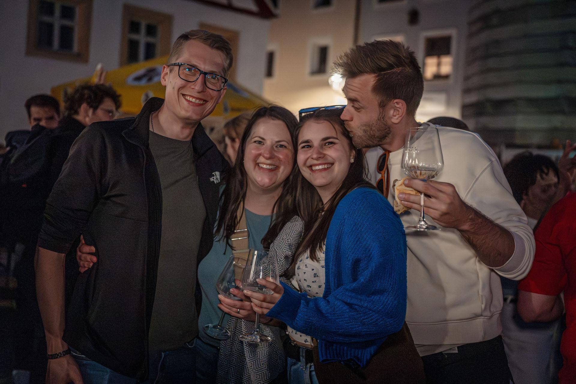 Amberg feiert Altstadtfest und macht die Nacht zum Tag. (Bild: Michael Golinski)