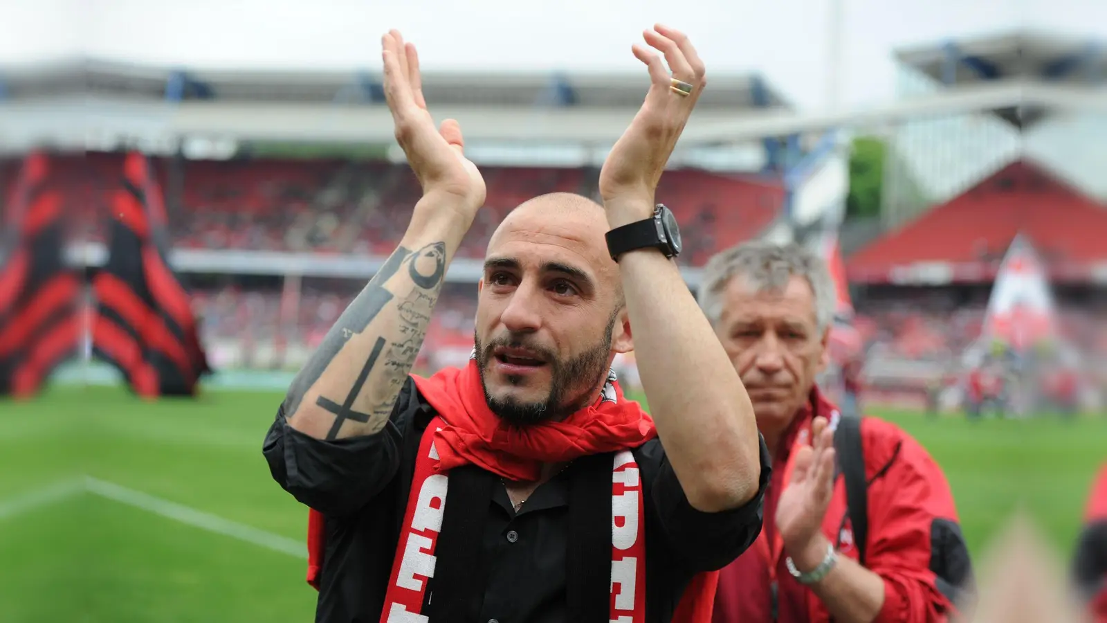 Nach fast zehn Jahren zurück beim „Club“: Javier Pinola.  (Bild: picture alliance / dpa)