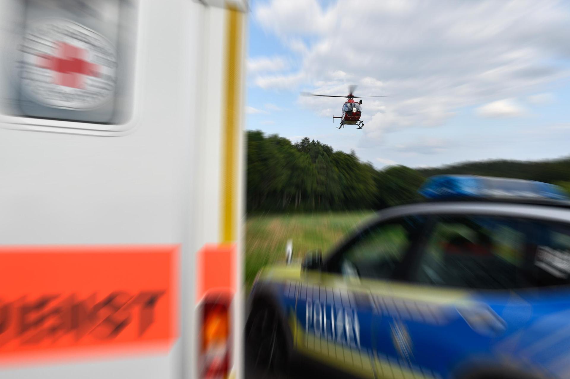 Aus Nürnberg flog ein Rettungshubschrauber nach einem Motorradunfall bei Neukirchen an. (Symbolbild: Petra Hartl)