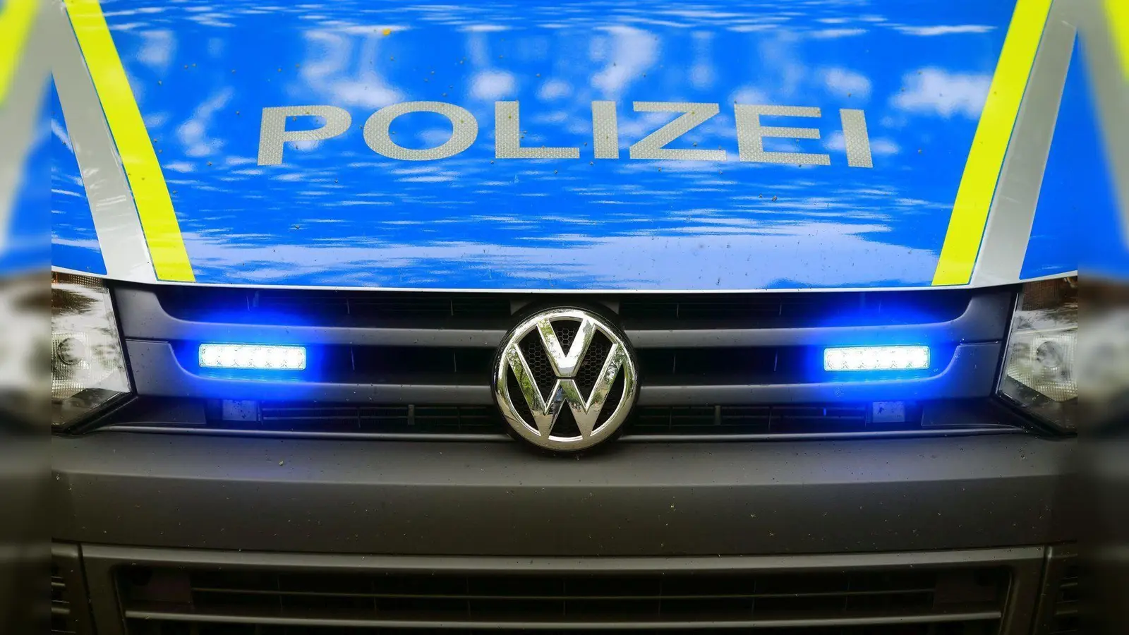 Bei einem Verkehrsunfall mit zwei Motorradfahrern in Vilseck gibt es Verletzte. (Symbolbild: Jens Wolf/dpa)