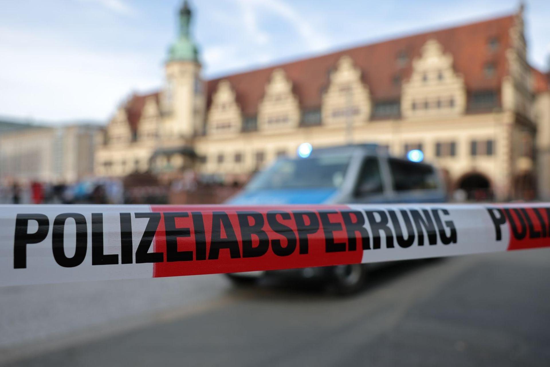 Zwei Menschen sind nach Angaben eines Sprechers der Stadt Leipzig gestorben. (Bild: Jan Woitas/dpa)