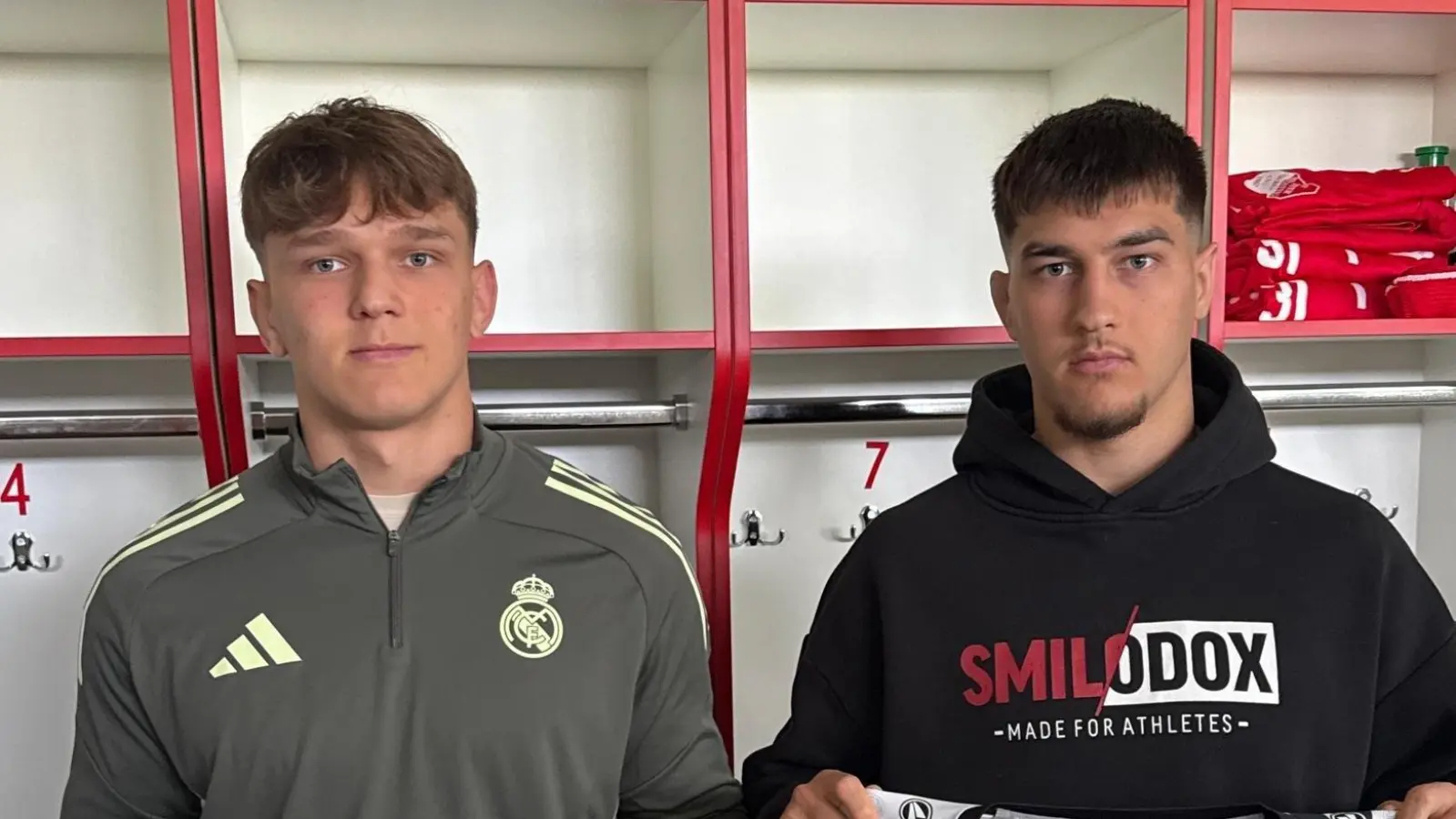 Die Brüder Adam (links) und Roman Leifridt (rechts) wechseln zur kommenden Saison zum SV Inter Bergsteig Amberg.  (Bild: SV Inter Bergsteig Amberg)