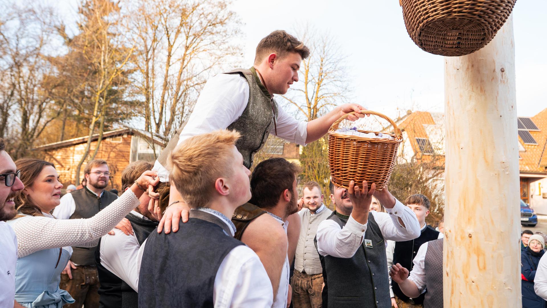 Thansüßer Kirwa am Sonntag.  (Bild: Hannes Stock)