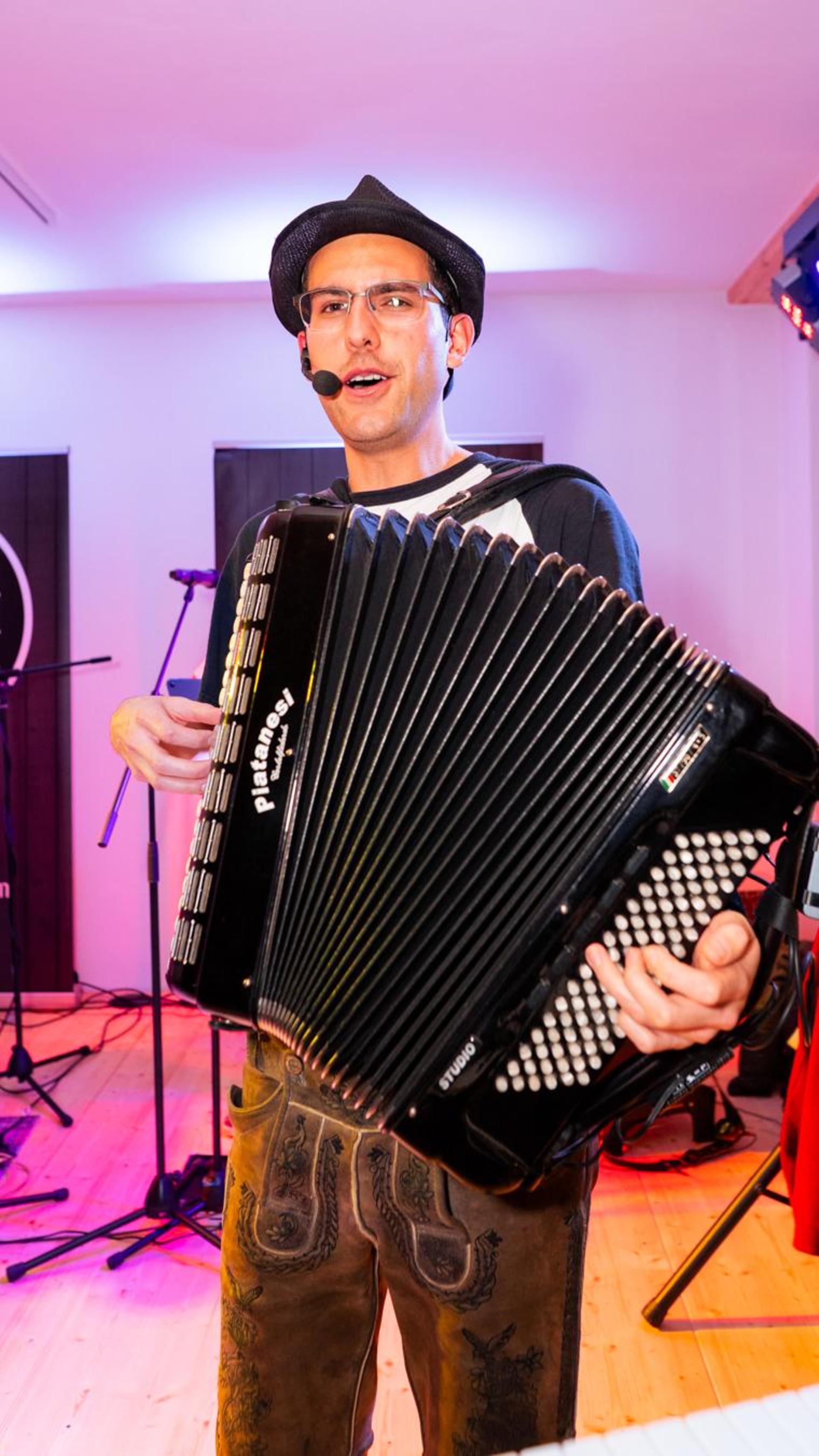 Die besten Bilder vom Kirwa-Samstag in Thansüß. (Bild: Hannes Stock)