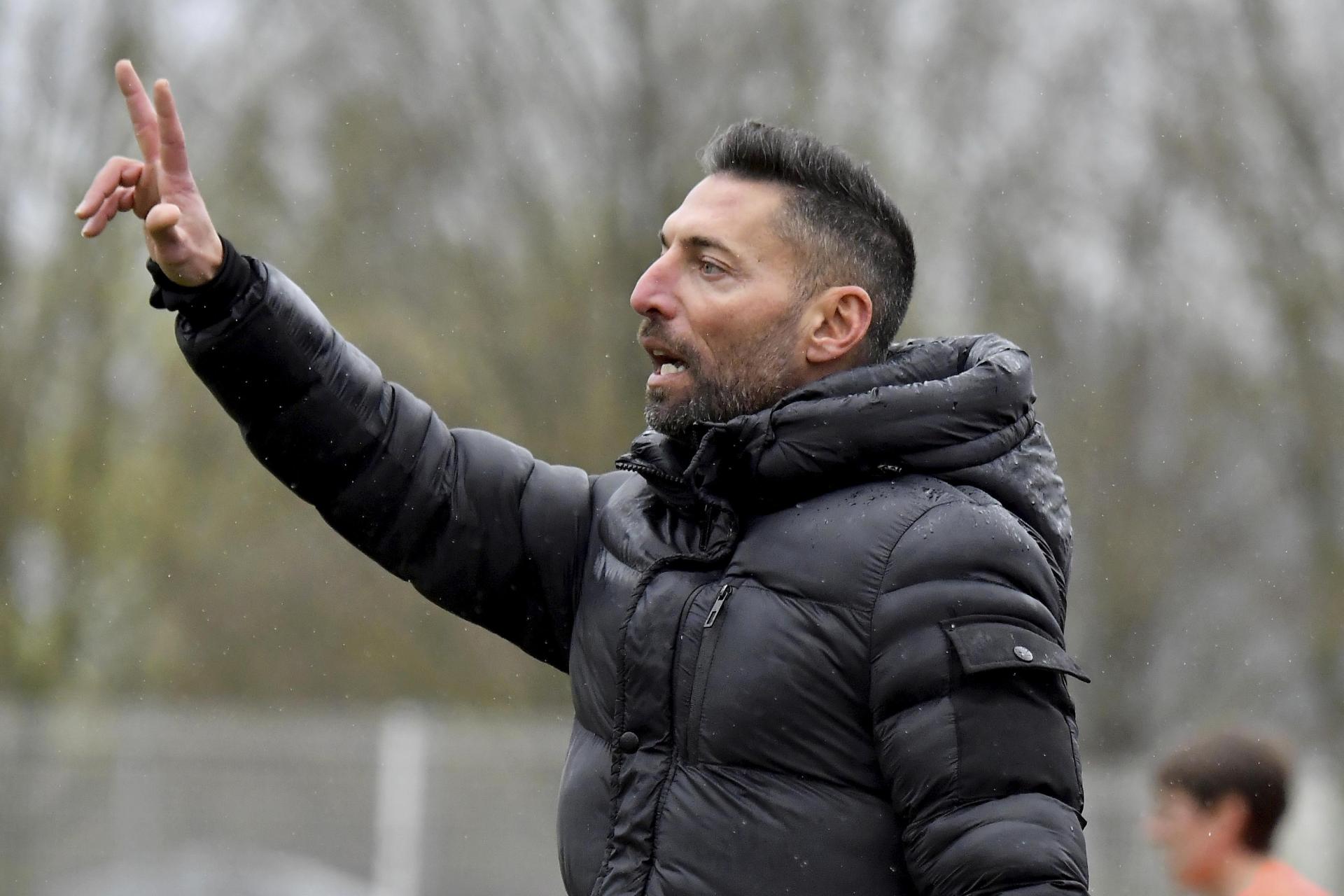 Wo „Trapo” mit Ilker Caliskan in zwei Jahren spielt ist noch nicht sicher, erstmals hat er aber beim Kreisklassisten verlängert.  (Bild: Hubert Ziegler)