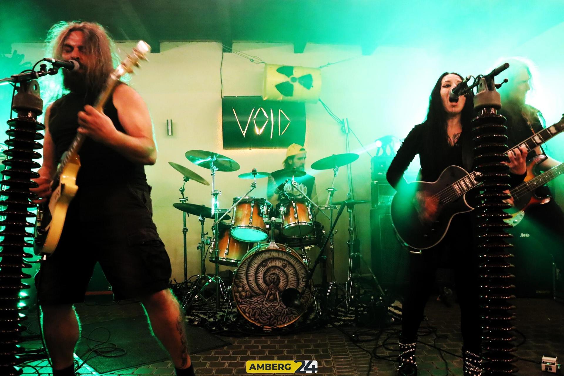 Die Band Gorleben hat am Mittwochabend mit Support von Toxic Angel im Void gespielt. (Bild: Judith Balleisen)