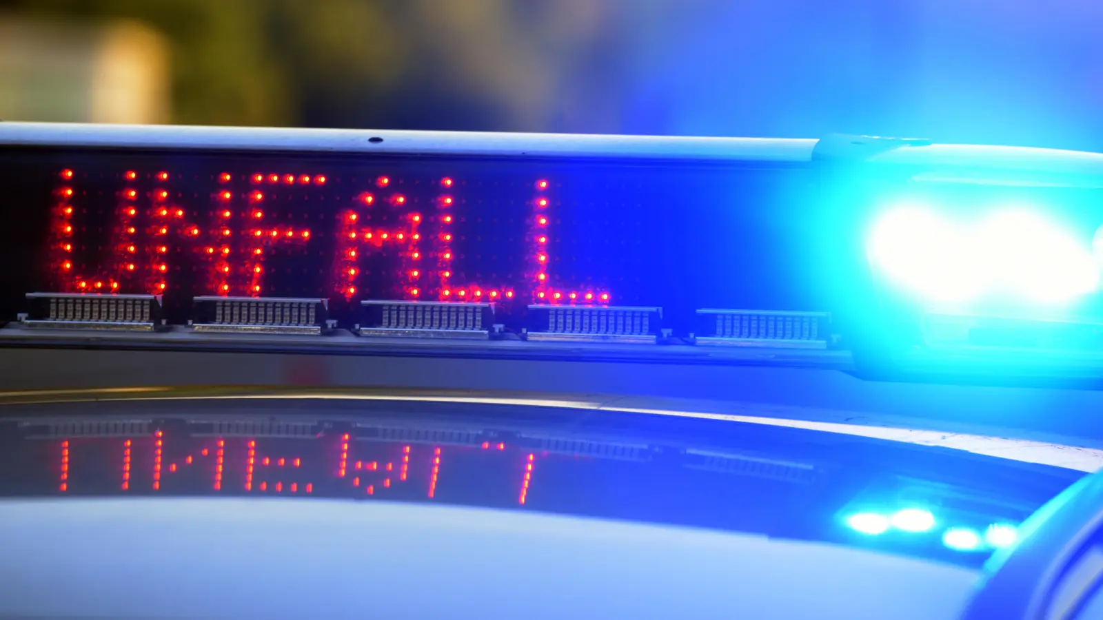 Die A6 in Fahrtrichtung Nürnberg war zwischen den Anschlussstellen Amberg-West und Sulzbach-Rosenberg wegen eines Unfalls gesperrt. Der Verkehr wurde bei Ursensollen abgeleitet. (Symbolbild: Stefan Puchner/dpa)