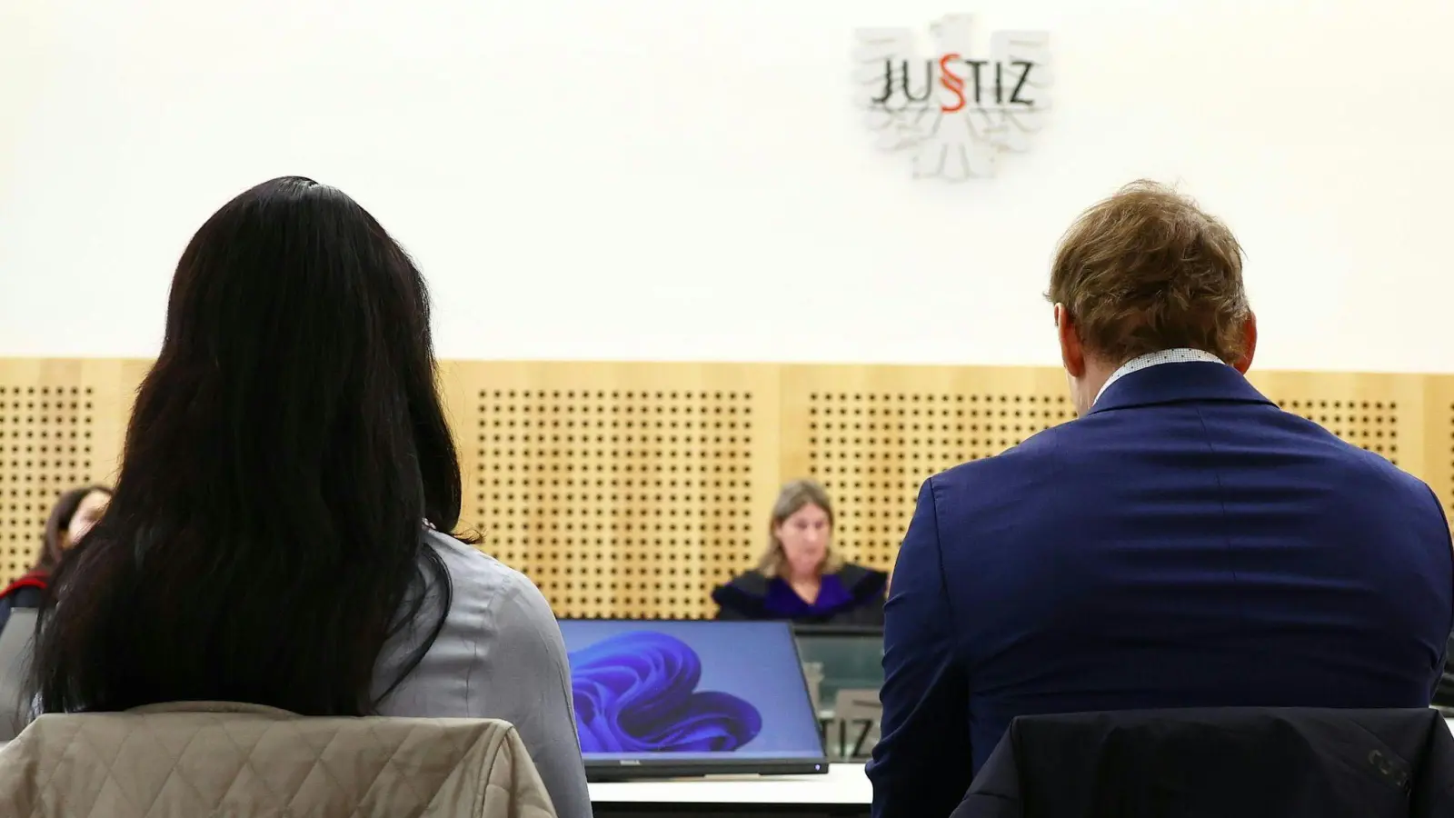 Die Verteidiger der Chirurgen bestreiten den Vorwurf. (Bild: Erwin Scheriau/APA-POOL/dpa)