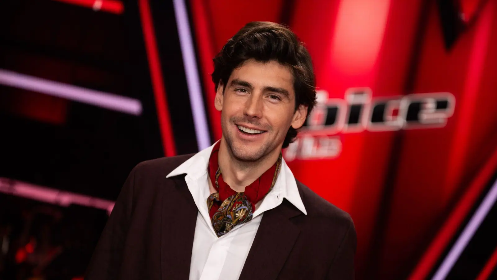 Sänger Alvaro Soler war bei der Musiksendung „The Voice Kids“ als Coach und Jury-Mitglied dabei. (Symbolbild) (Bild: Christophe Gateau/dpa)