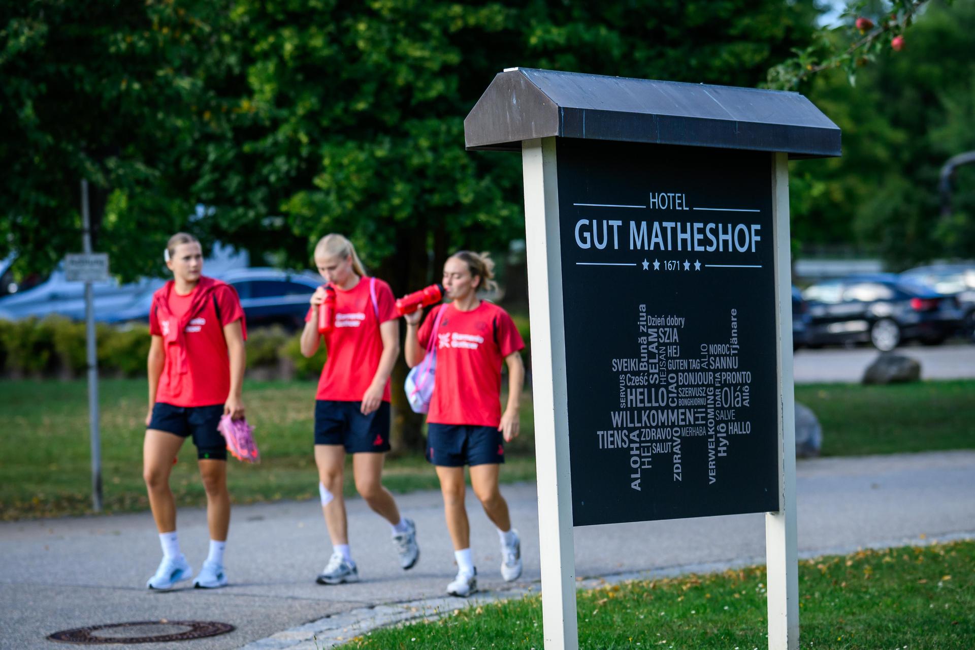 Bereits zum zweiten Mal sind die Frauen von Bayer 04 Leverkusen in der Oberpfalz (Bild: Neil Baynes / Bayer 04 Leverkusen)