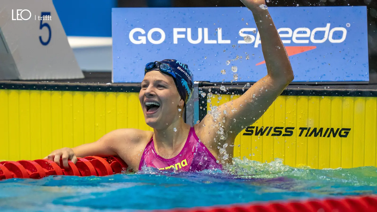  Voll in ihrem Element: Noelle Benkler aus Bodenwöhr gehört mit 17 Jahren schon zur deutschen Schwimmelite. (Bild: Patrick Wallbaum)