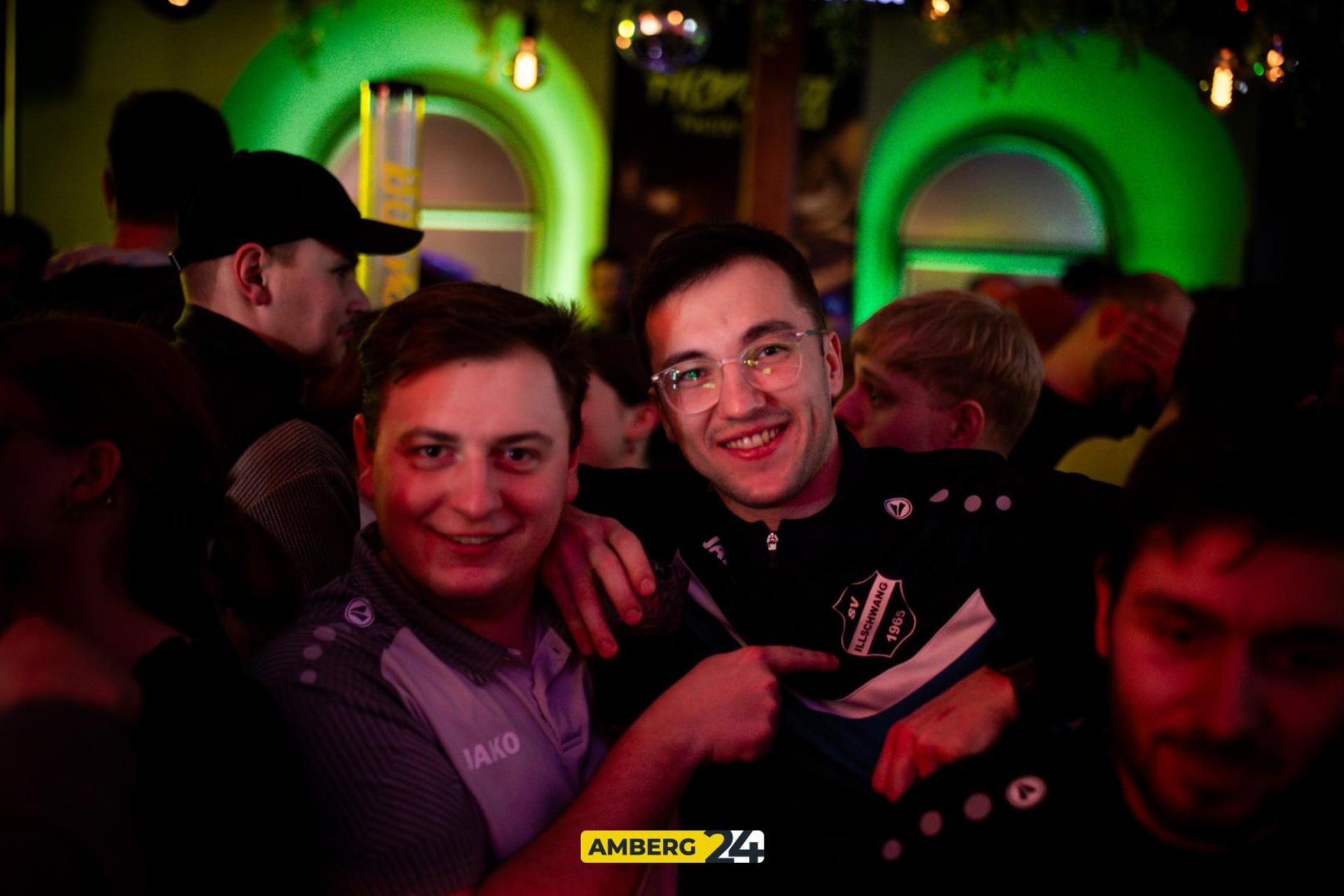 Im „Herzog” in Sulzbach-Rosenberg stieg am Samstag die Hallenmasters Afterparty. (Bild: Julia Bär)