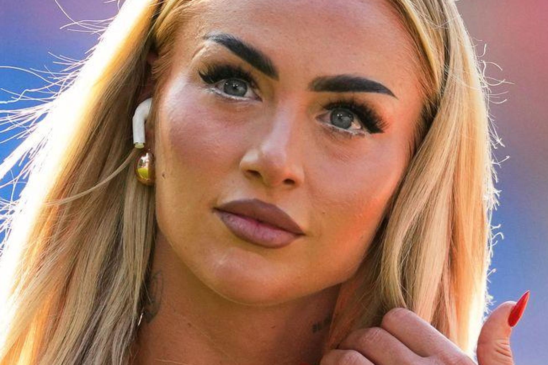 Alisha Lehmann hat einen neuen Freund. (Archivbild) (Bild: Martin Meissner/AP/dpa)