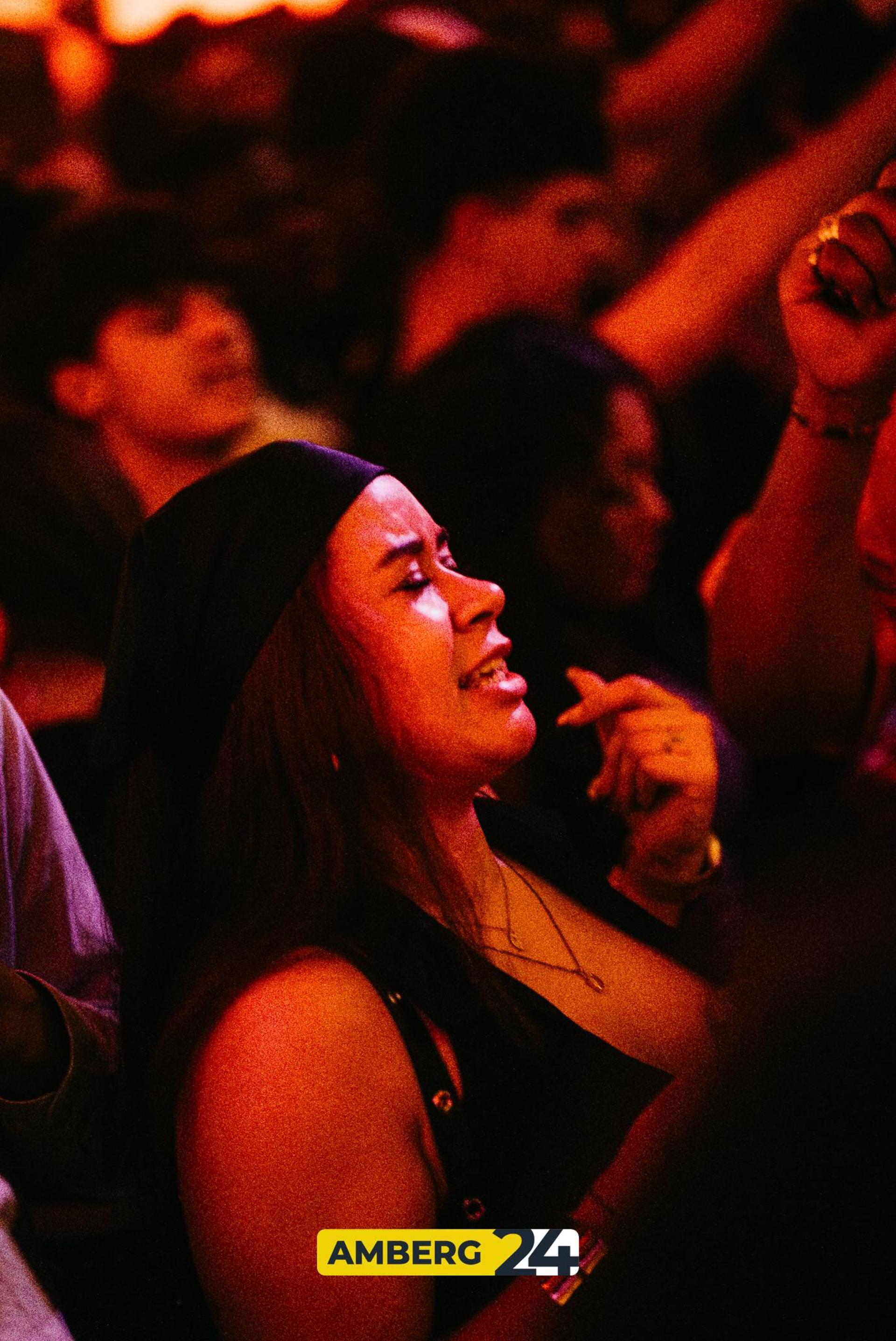 Models and Bottles im Casino in Amberg. (Bild: Mario Donhauser)