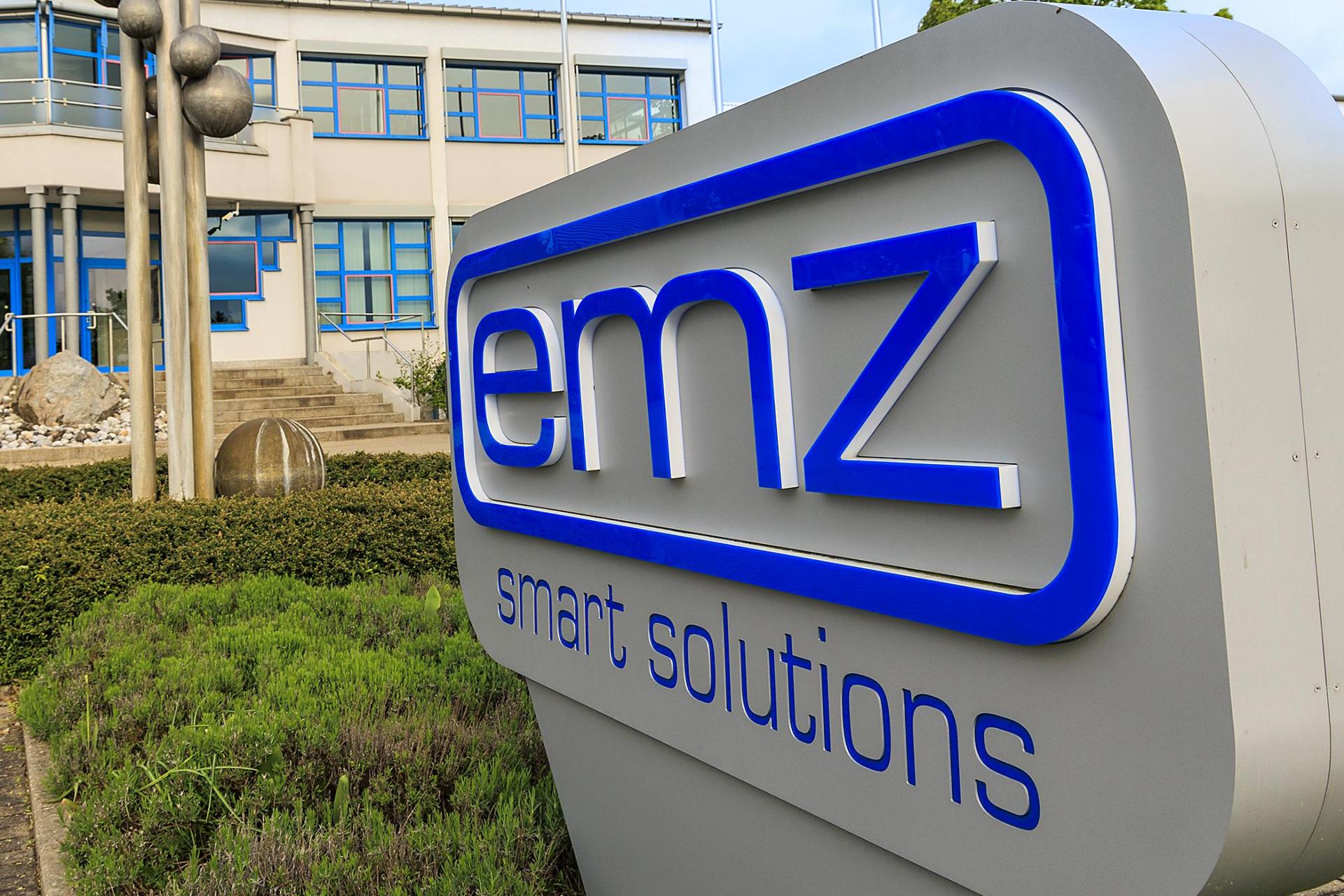 Die Elektromanufaktur Zangenstein (EMZ) in Nabburg baut Stellen ab.  (Archivbild: Hösamer)