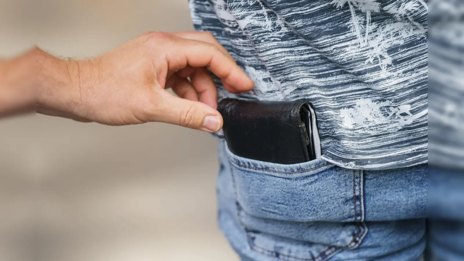 Einem 20-Jährigen ist in Raigering seine Geldbörse gestohlen worden.  (Bild: Andreas Arnold)