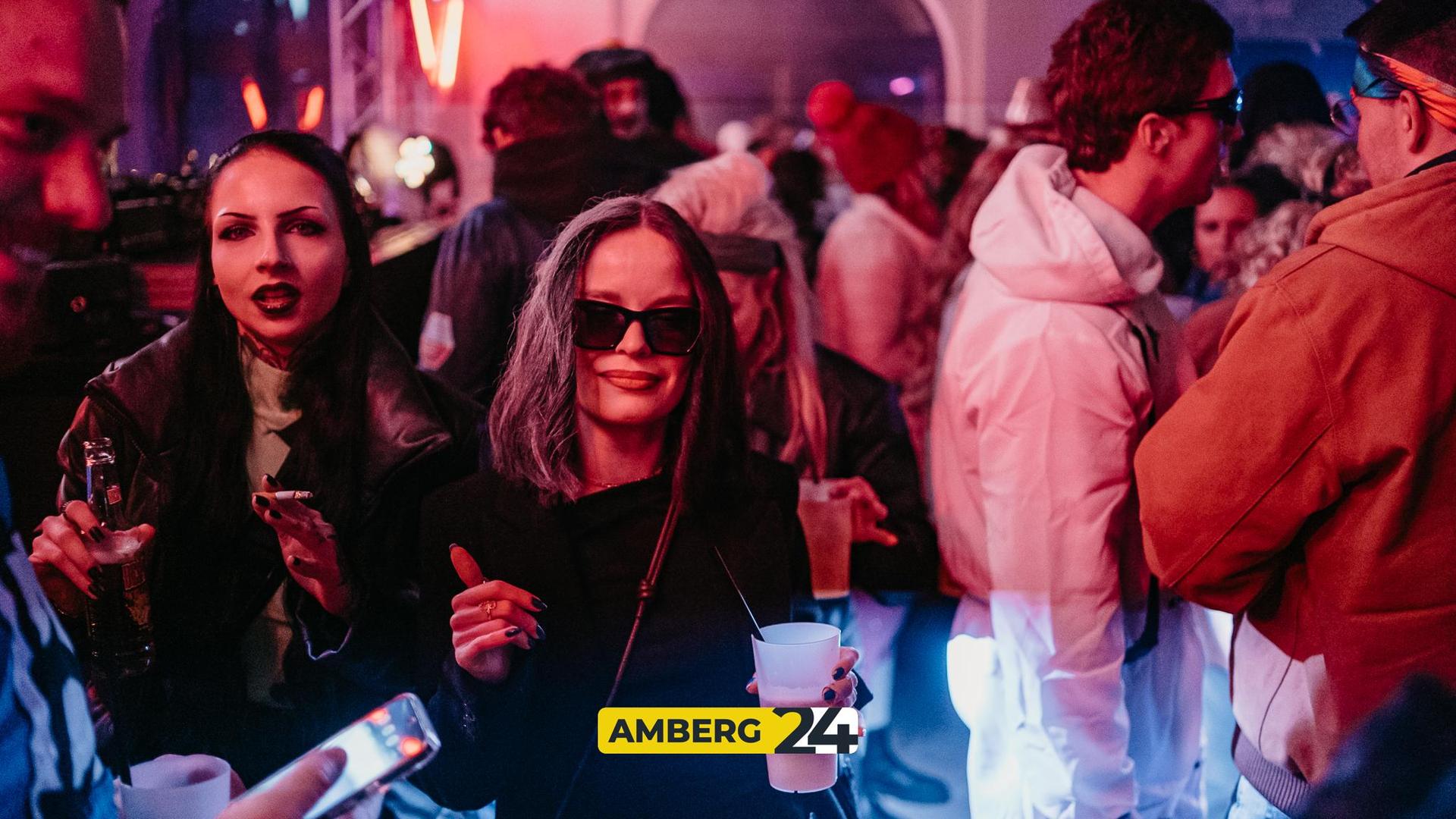 Wie die Hexennacht in den Drei Höfen gefeiert wurde, zeigen die Bilder von Fotograf Mario. (Bild: Mario Donhauser)