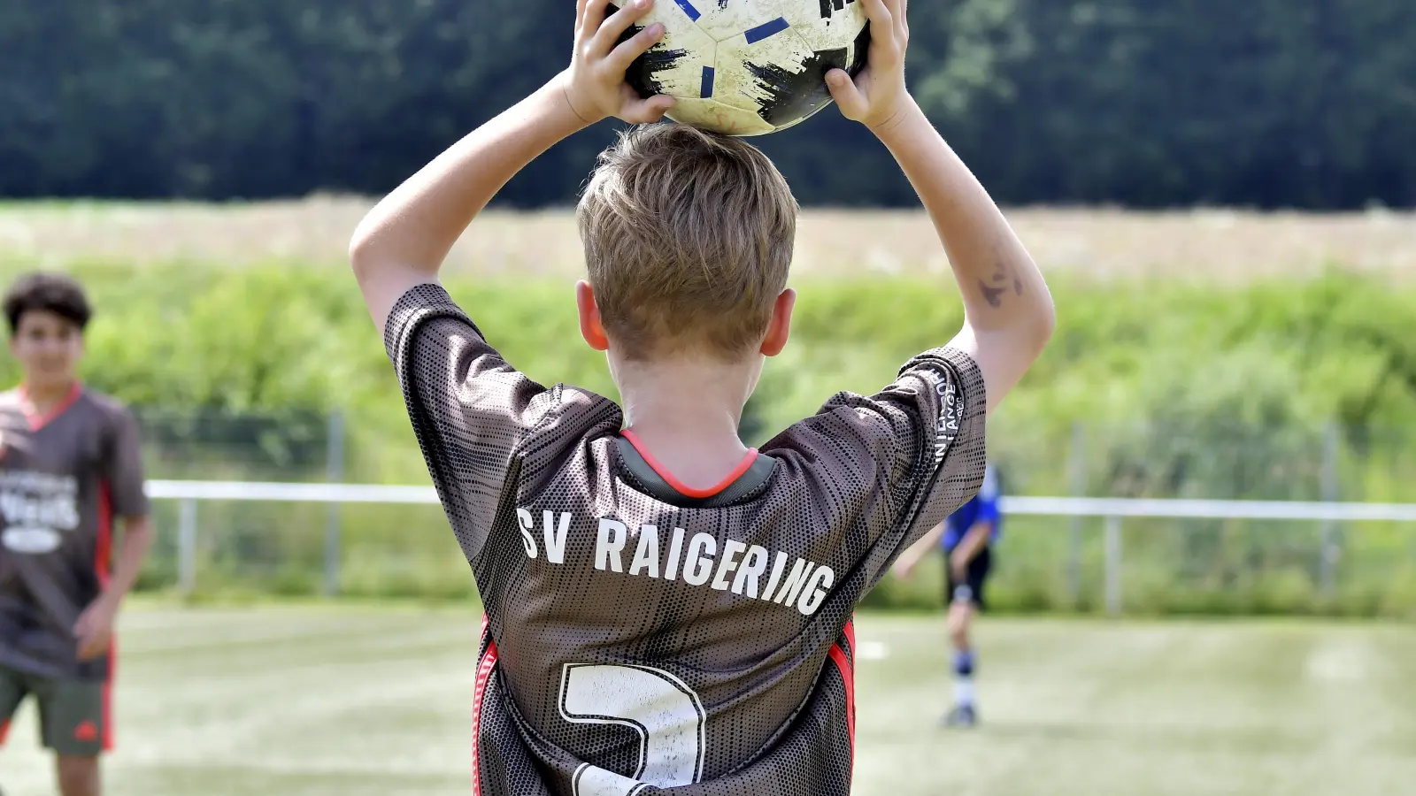 Traumtore gibt es verstärkt im Nachwuchs des SV Raigering zu sehen. (Symbolbild: Hubert Ziegler)