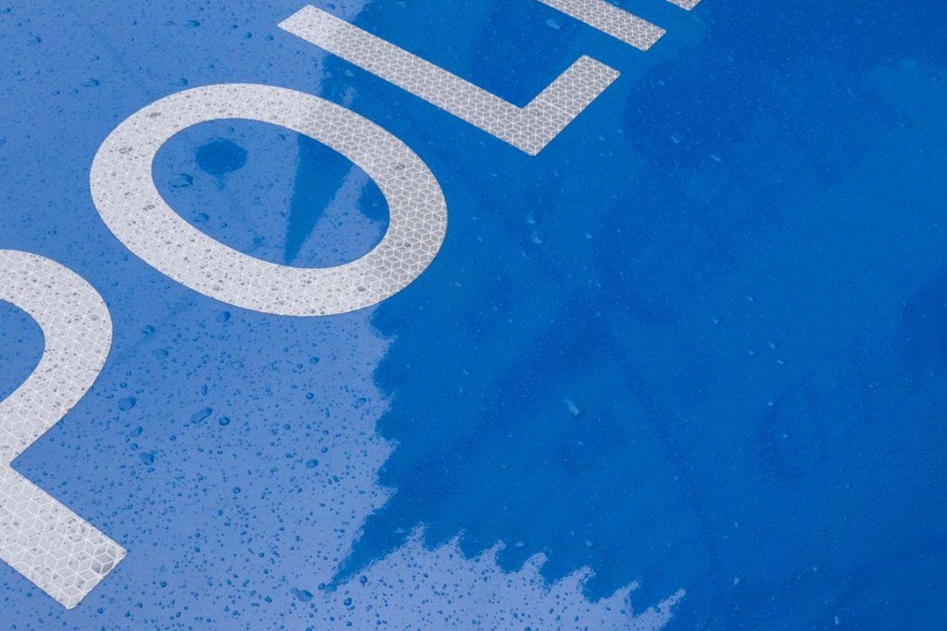 Die Sulzbach-Rosenberger Polizei ermittelt im Fall von Vandalismus im Birgland. (Symbolbild: Peter Kneffel/dpa)