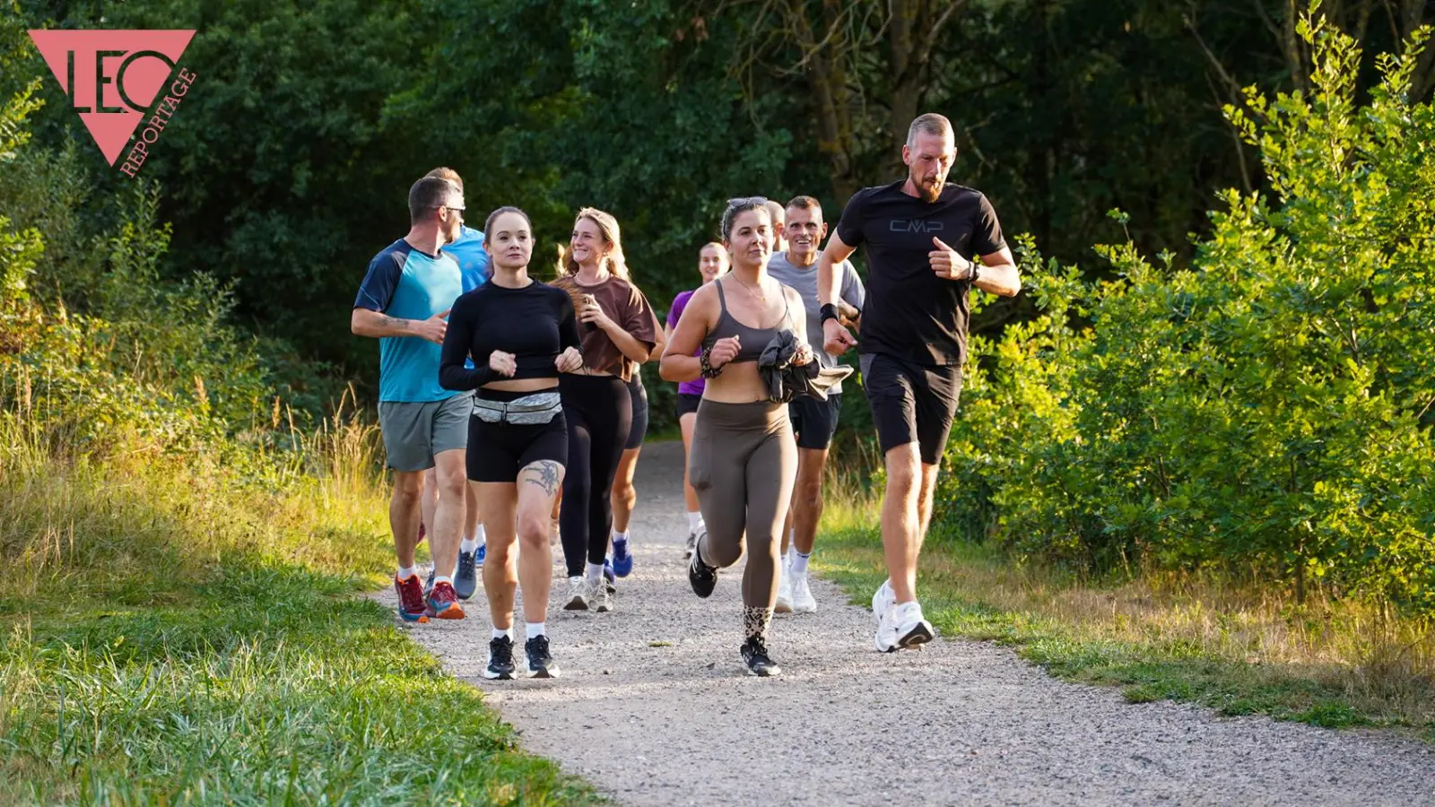 Die beiden Gründerinnen der Lauf gruppe Prosecco Pace sind diesen Sommer mit ihren Community Runs ganz unerwartet von null auf hundert durchgestartet. (Bild: Bastian Müller)