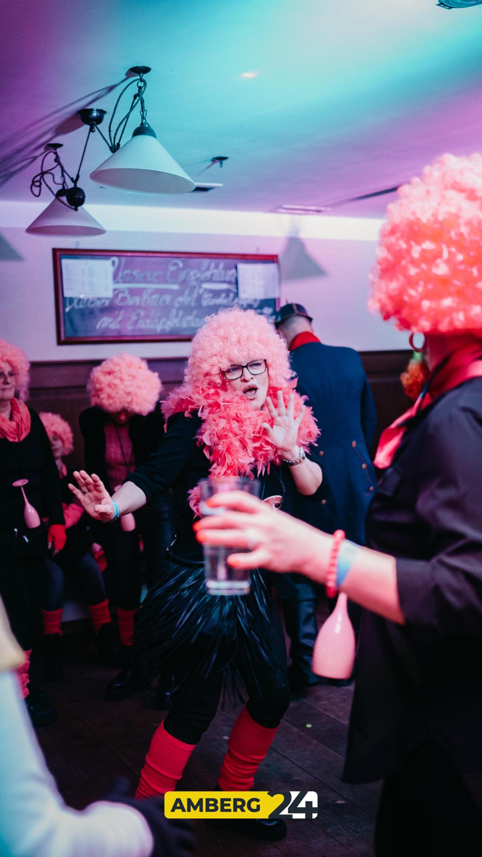 Beim Winkler hatte die Feier der Amberger Hexennacht ihren ganz besonderen Touch. (Bild: Mario Donhauser)