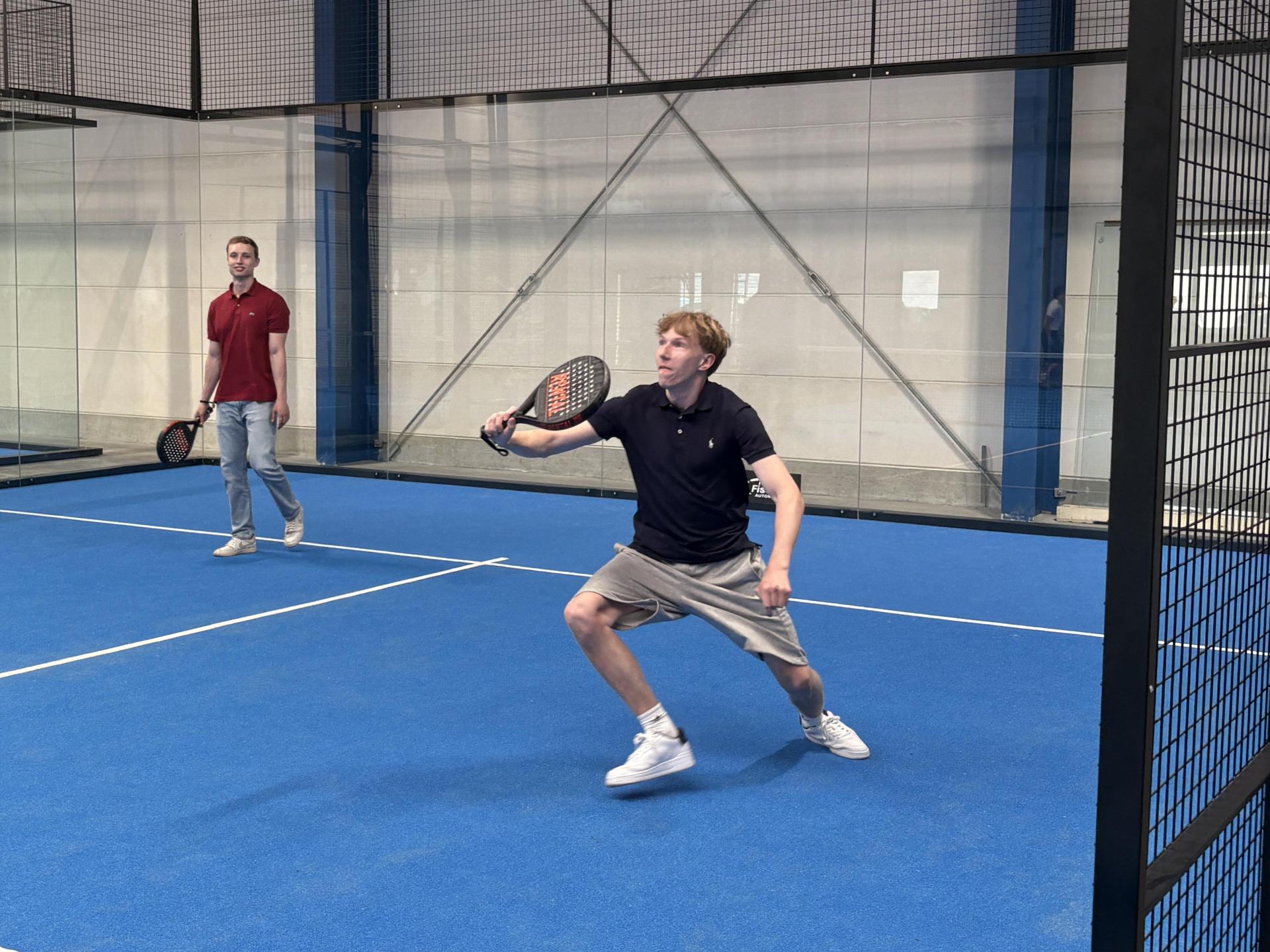 Am Freitag, 19. Juni, findet im Pine Padel Club in Amberg ein Schülerturnier statt, organisiert von der SMV der FOS/BOS.  (Bild: Lukas Büchold)