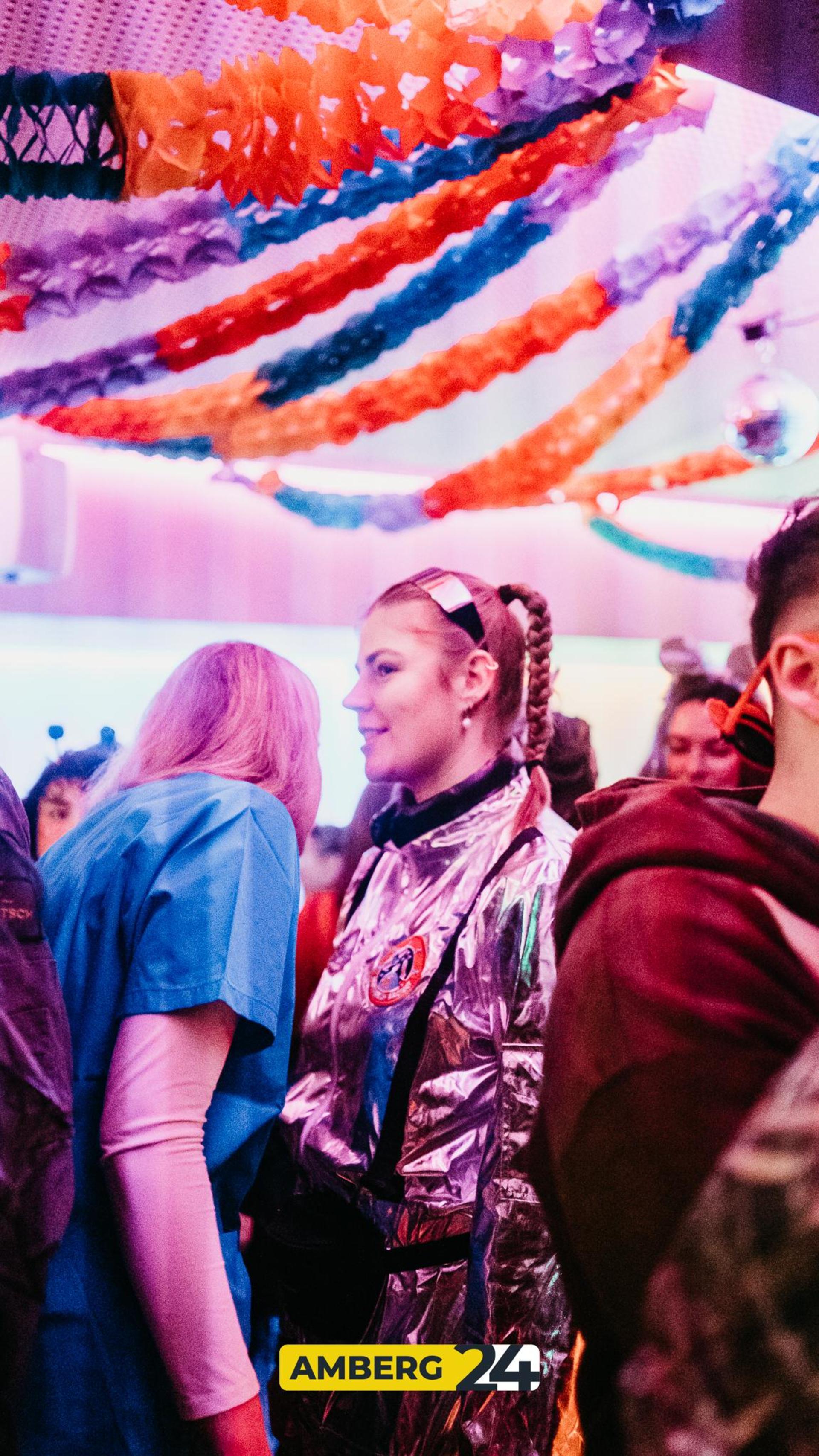 Die Bilder der Hexennacht im Colomba. (Bild: Mario Donhauser)