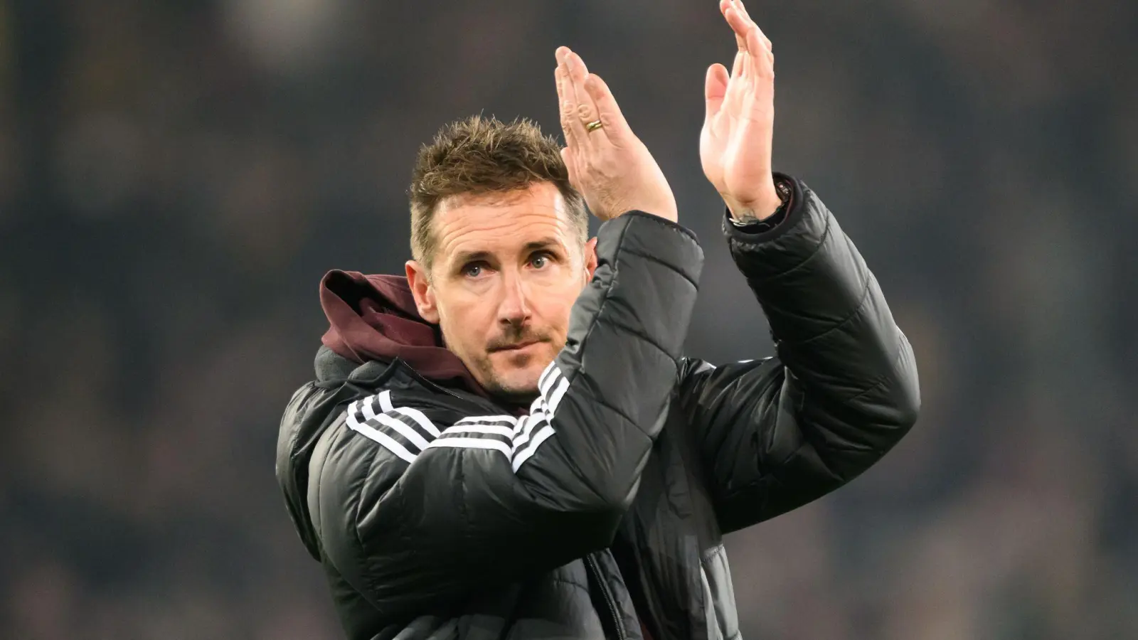 Wird der Vertrag von Miroslav Klose bald verlängert? (Archivfoto) (Bild: Robert Michael/dpa)