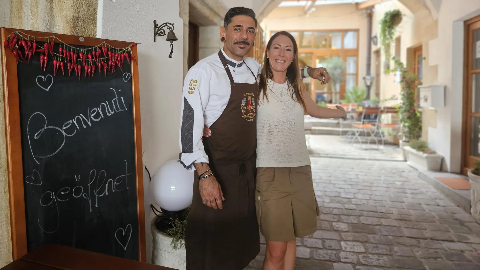 Marco und Christina Lipoma heißen seit einigen Wochen die Gäste in ihrem neuen Restaurant willkommen.  (Bild: Christopher Dotzler)