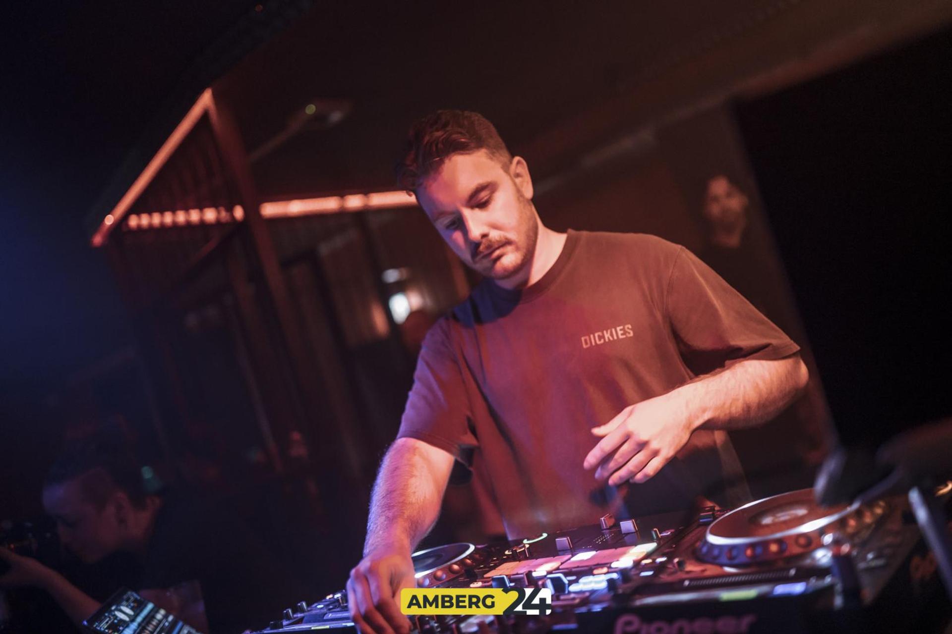 Party am 1. Weihnachtsfeiertag im Happy Rock.  (Bild: Martin Sponsel)