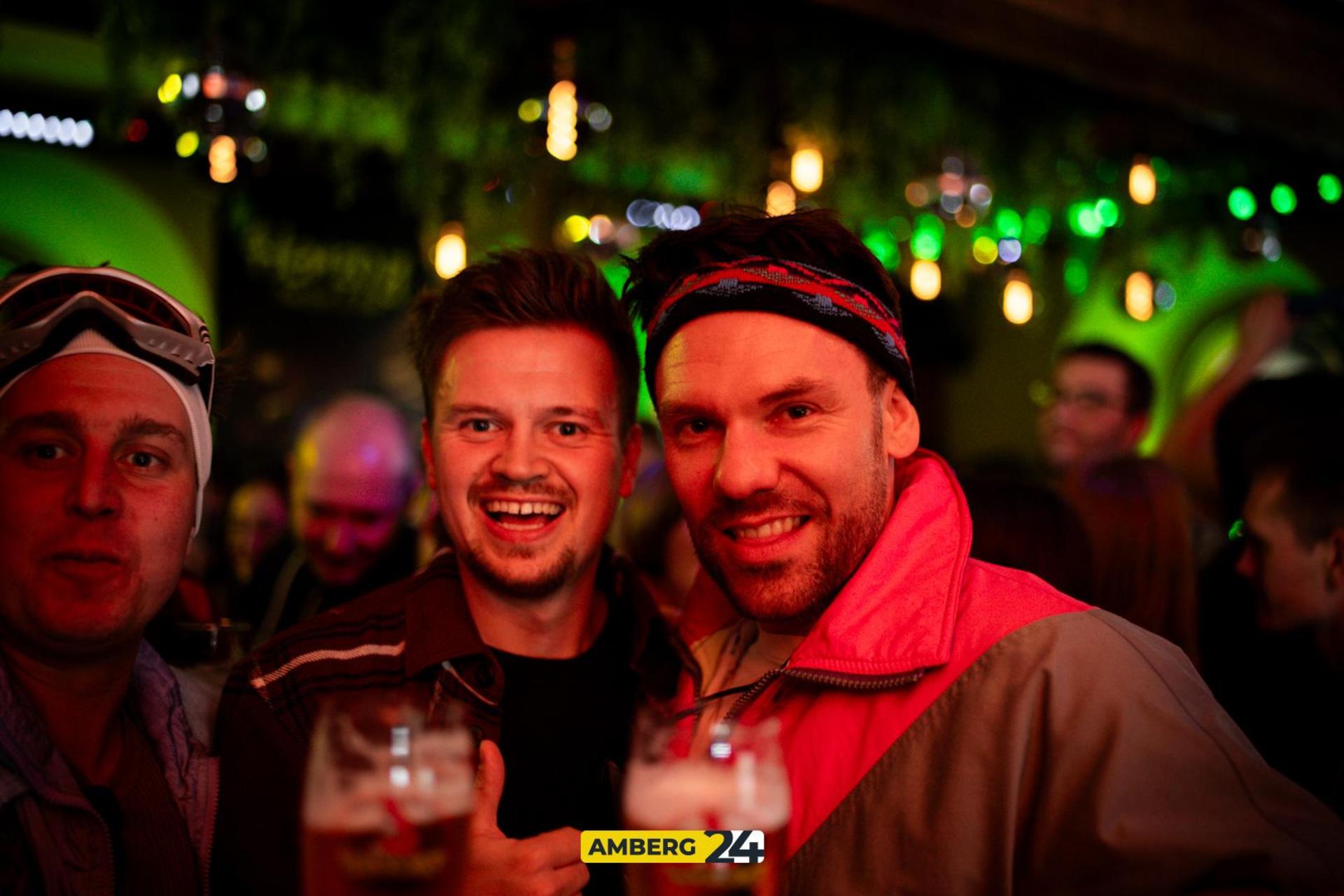 Im „Herzog” in Sulzbach-Rosenberg stieg am Samstag die Hallenmasters Afterparty. (Bild: Julia Bär)