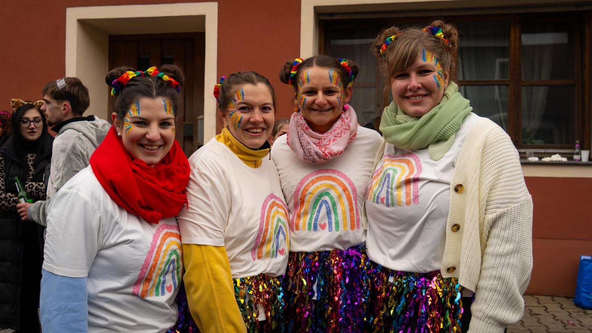 In Hahnbach ging es am Sonntag vor, während und vor allem nach dem Faschingszug richtig ab. (Bild: knz)