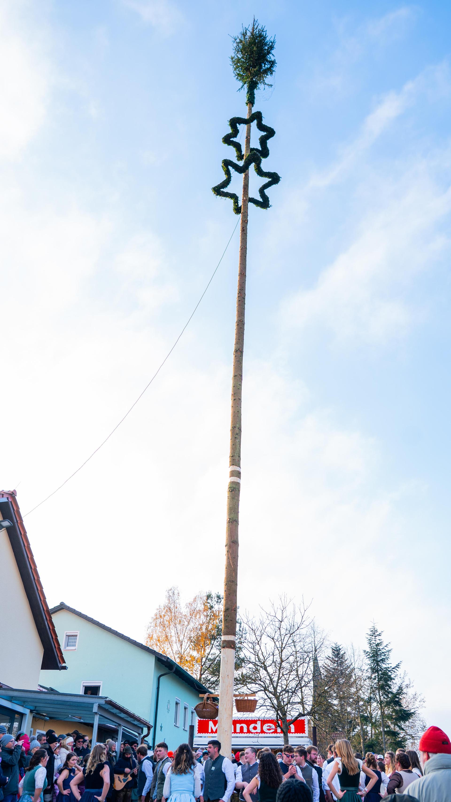 Thansüßer Kirwa am Sonntag.  (Bild: Hannes Stock)