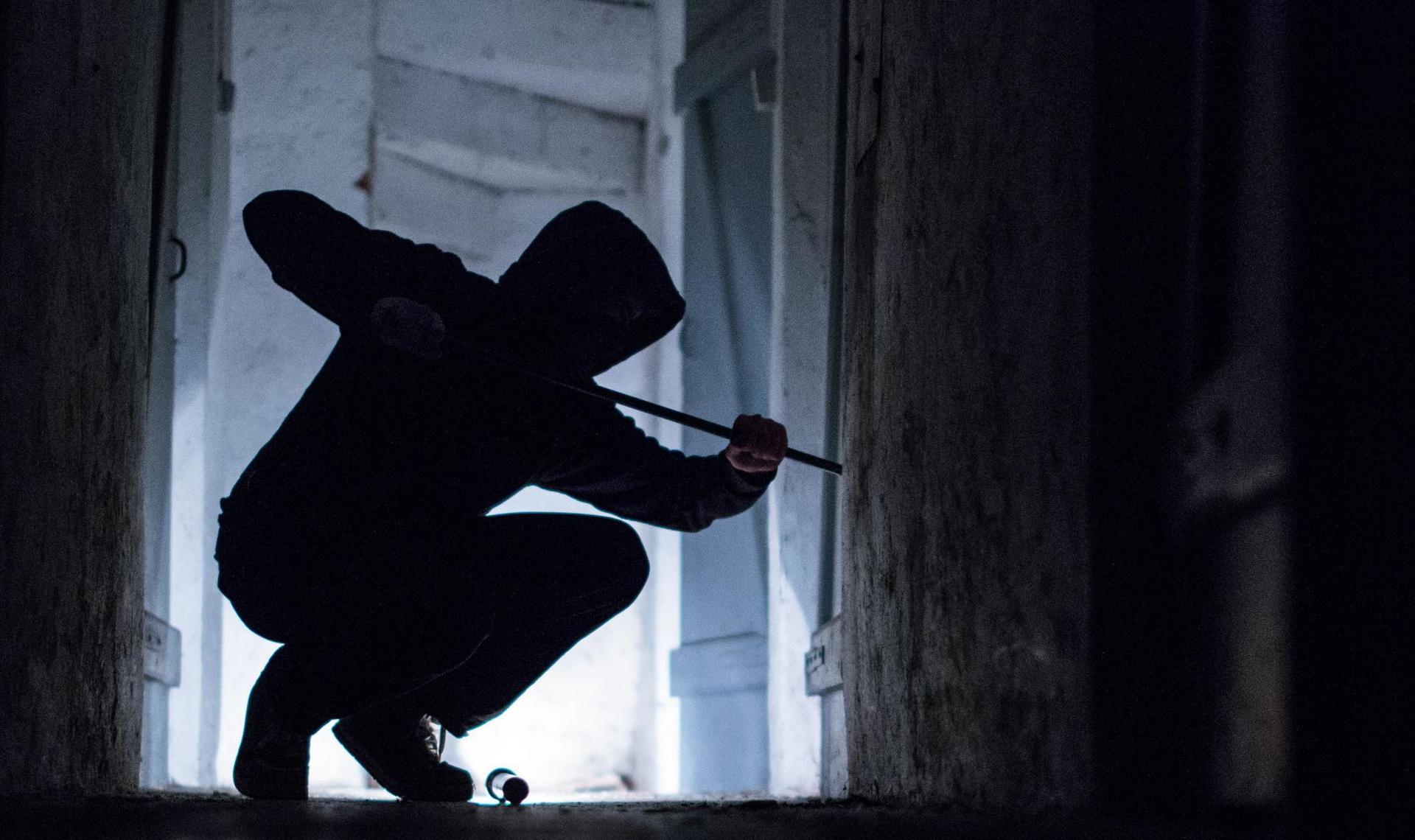 In Etzelwang ist in eine Gaststätte eingebrochen worden.  (Bild: Silas Stein/dpa)