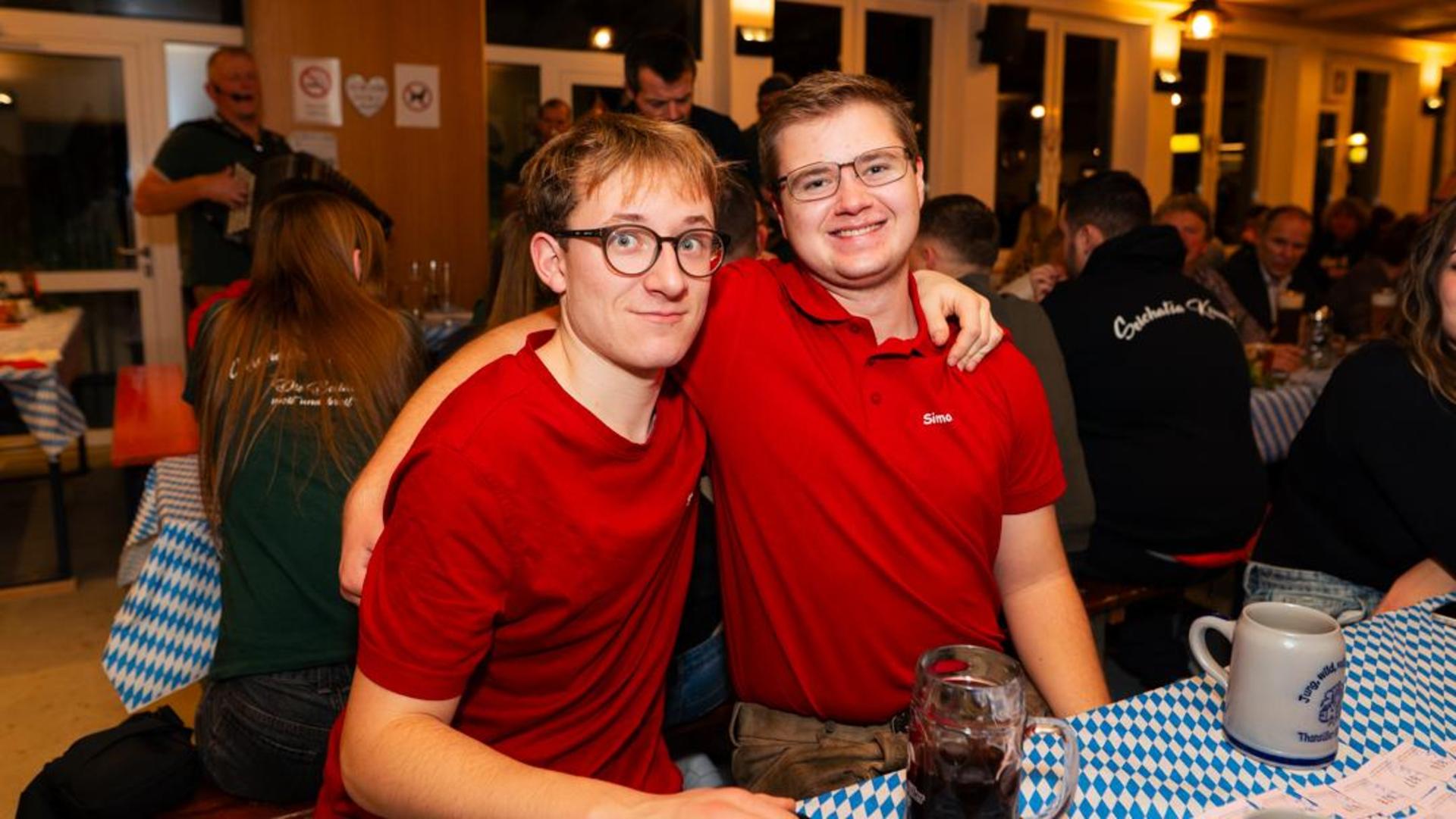 Endspurt bei der Thansüßer Kirwa am Montag.  (Bild: Hannes Stock)