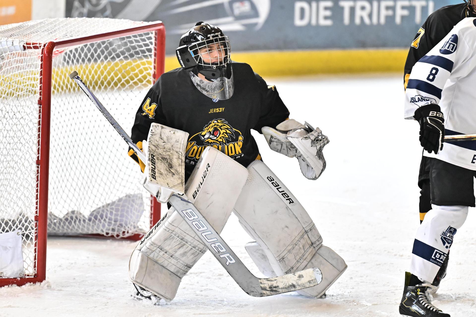 Eishockey Landesliga-Meisterschaft der U17 mit ERSC Amberg.  (Bild: Hubert Ziegler)